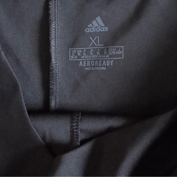 New Adidas Black 3-Stripes Cropped AEROREADY Leggings Athleisure Activewear XL - Picture 5 of 6